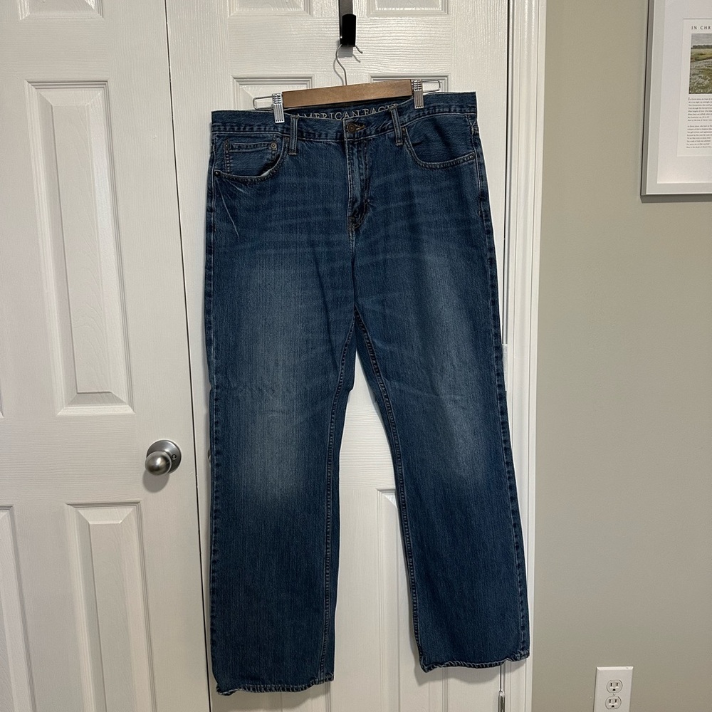 American Eagle Men's Relaxed Fit Denim Jeans